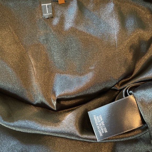 Tahari Skirt with Button Embellishments - Picture 6 of 8